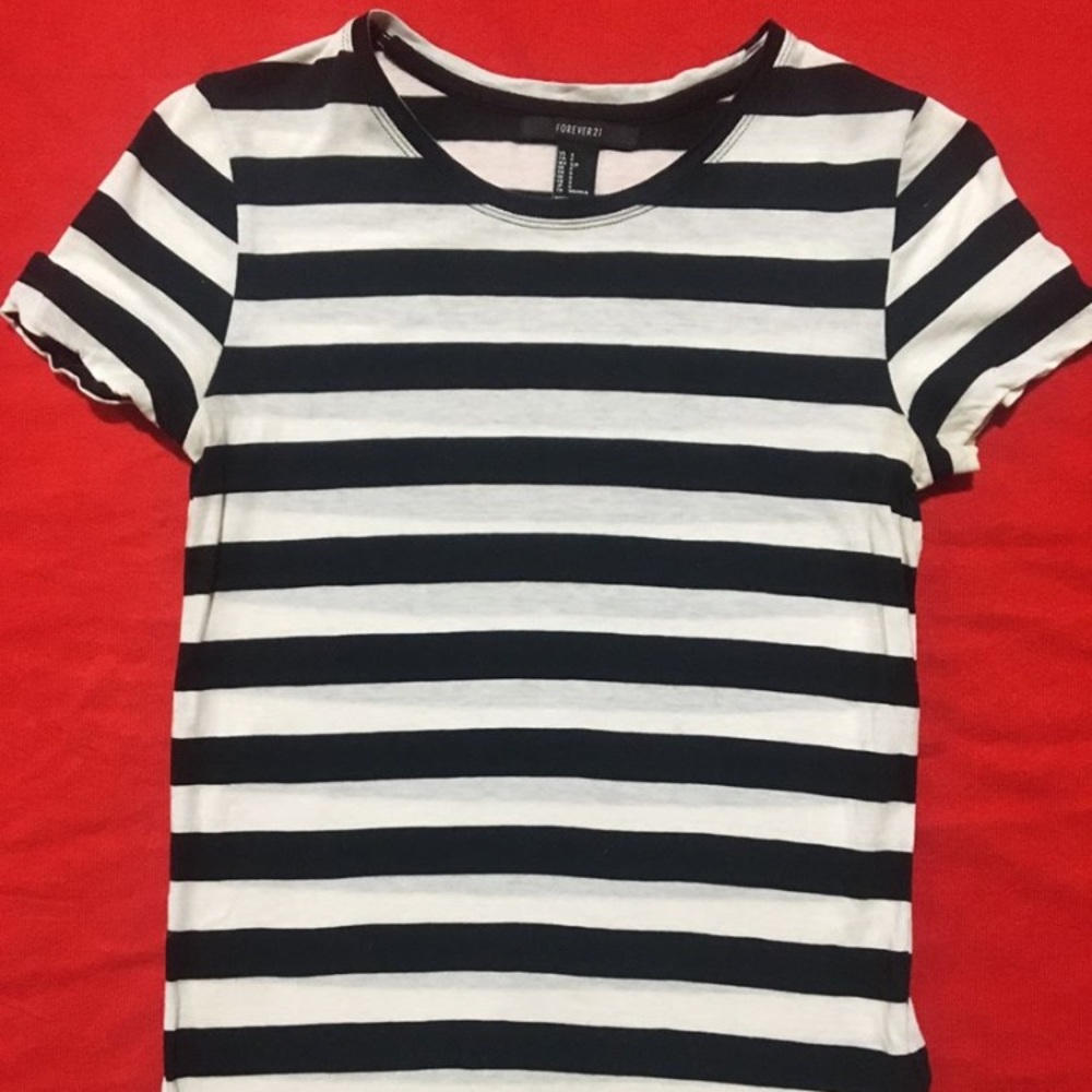 Forever 21 Womens Striped Tee Short Sleeve